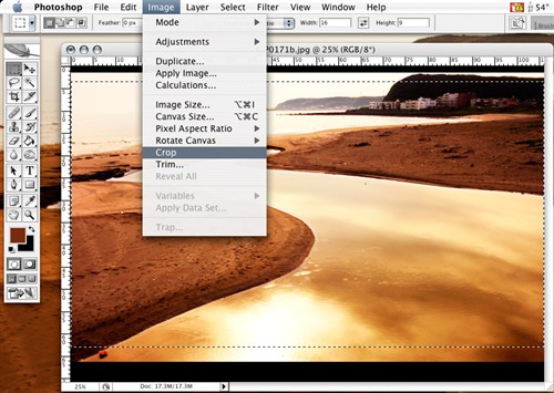 先复制图层，新增图层蒙版Layer Mask