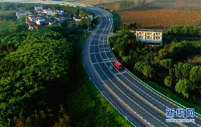 【“飞阅”中国】交通富民兴乡村 【“飞阅”中国】交通富民兴乡村