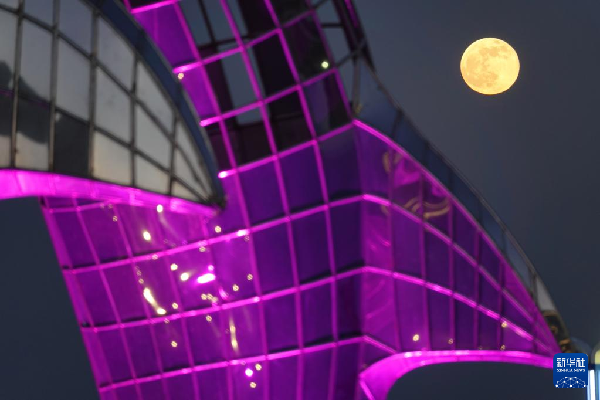 镜头聚焦:2021年最后一轮满月现身夜