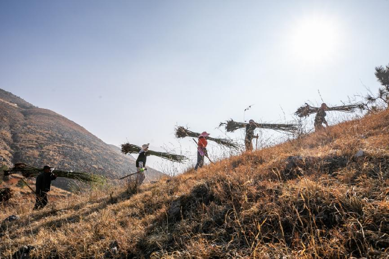 牢记职责展形象:贵州签约摄影师永远在路上