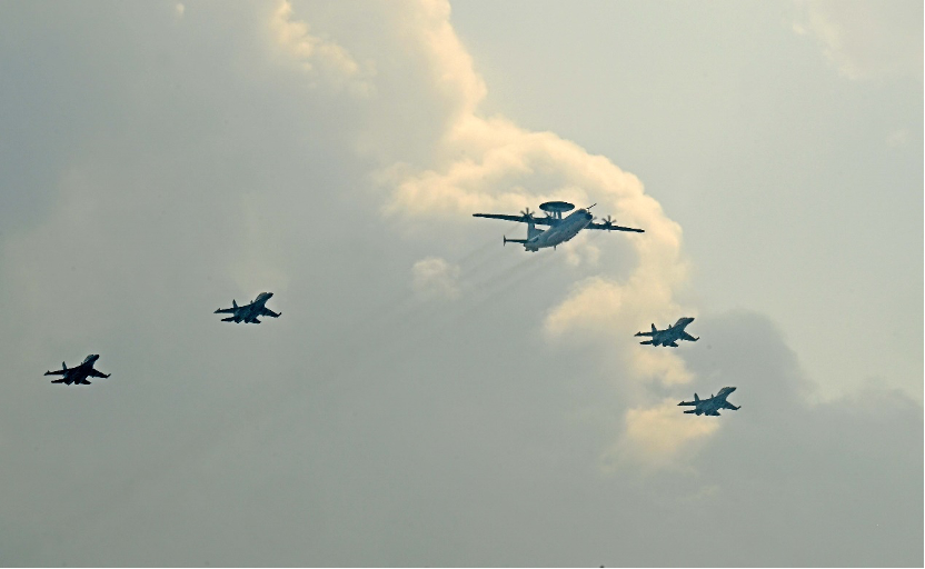 【镜界论道 】第4期|心还在阅兵